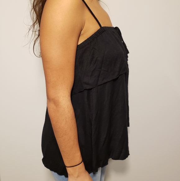 Black GAP Linen Ruffle Top - Picture 2 of 3